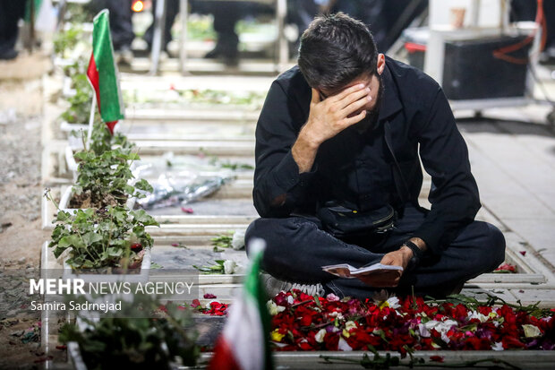 چهلمین روز قطعه 42 31