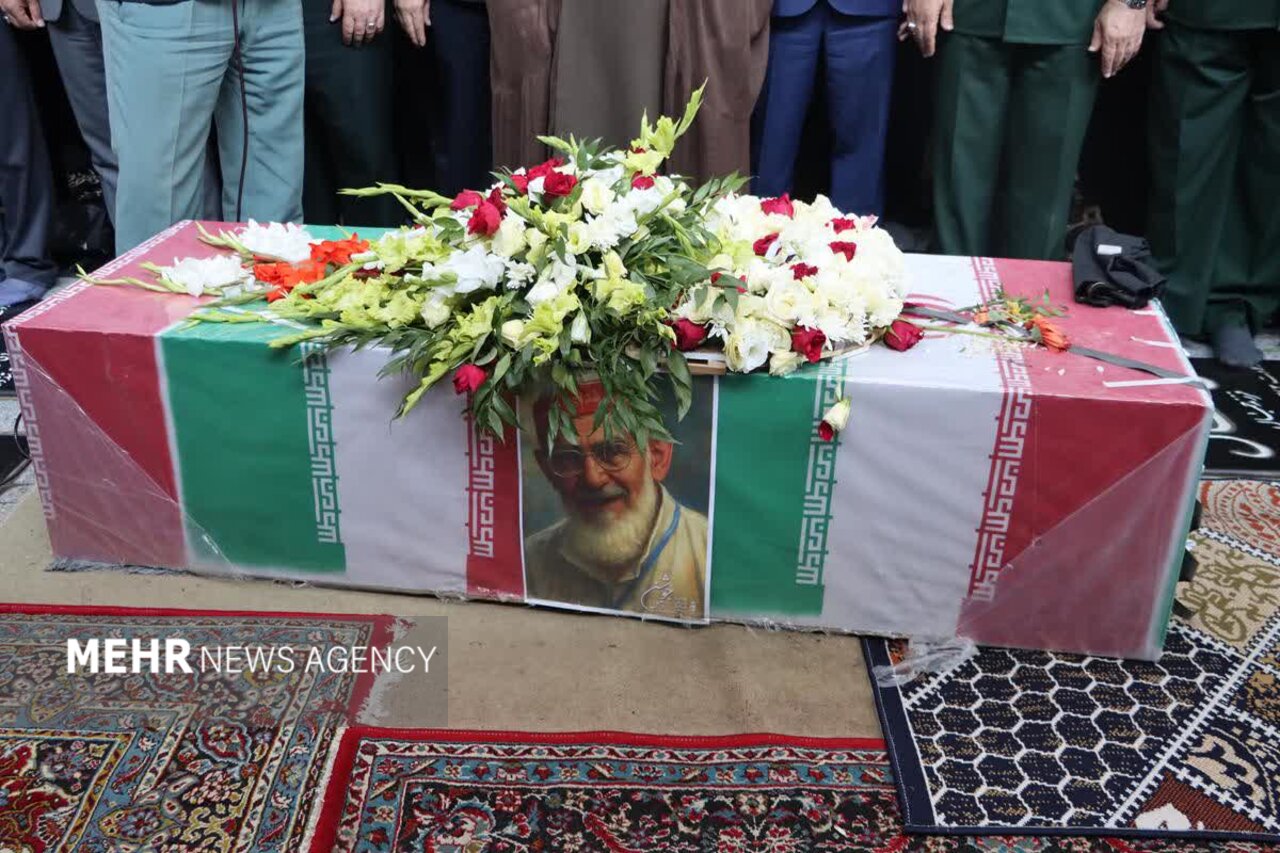 وداع گیلانیها با حاجی جوشن؛ مجاهدی که تا آخرین نفس پای عهدش ایستاد وداع گیلانیها با حاجی جوشن؛ مجاهدی که تا آخرین نفس پای عهدش ایستاد