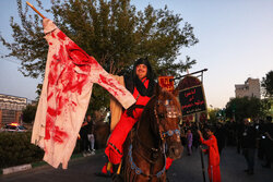 کاروان نمادین اسرای کربلا در قم