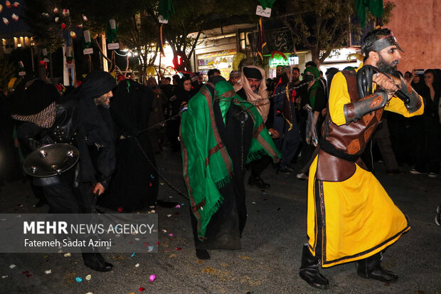 کاروان نمادین اسرای کربلا در قم