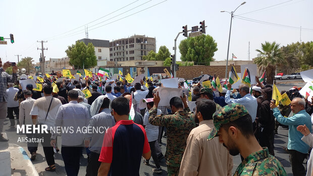 راهپیمایی «جمعه نصر» و «جمعه خشم»  در بندرعباس برگزار شد