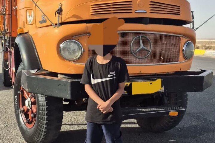 کامیونی به رانندگی یک نوجوان ۱۳ ساله در گناباد توقیف شد