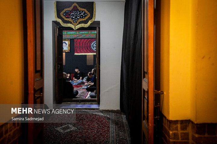 آیین عزاداری حسینی در خانه تاریخی ملک