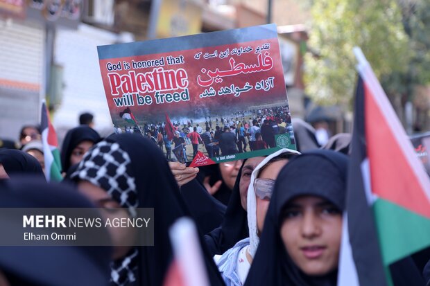 راهپیمایی «جمعه‌ خشم» در سنندج