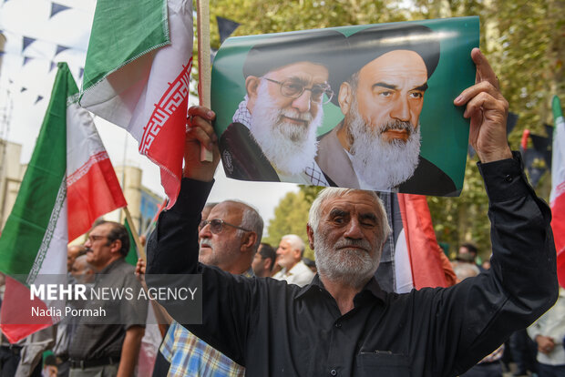 راهپیمایی جمعه خشم و نصر در اسلامشهر برگزار شد