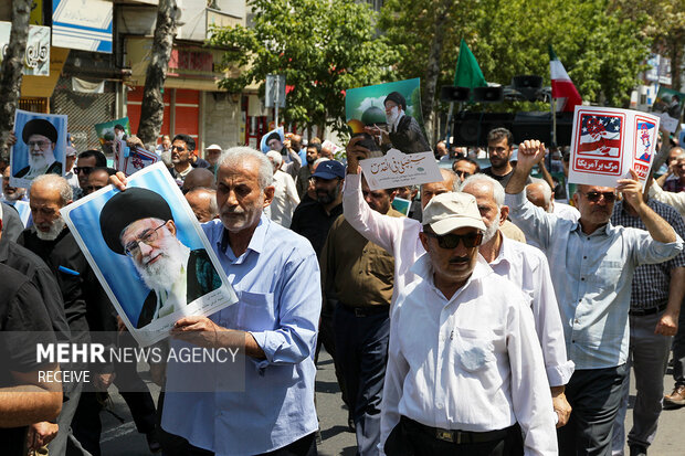 راهپیمایی «جمعه خشم و نصر» در رشت