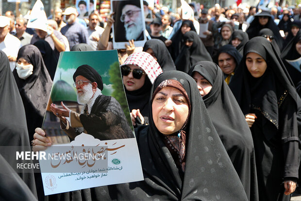 راهپیمایی «جمعه خشم و نصر» در رشت