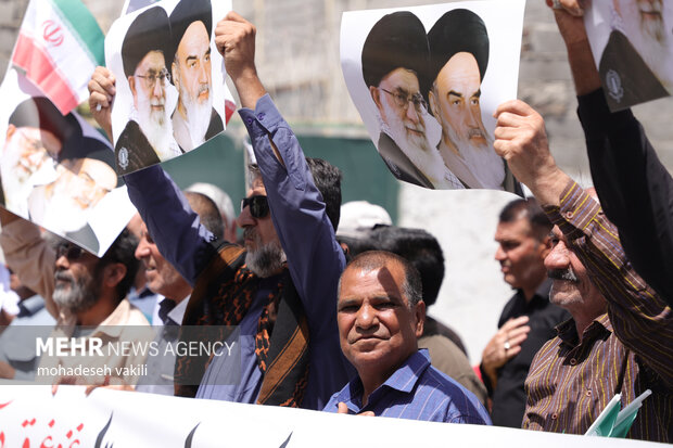 جلوه هایی از راهپیمایی جمعه خشم و نصر زاهدان