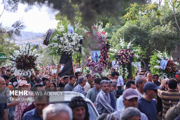 تشییع پیکر حمید مرادی در بهشت محمدی سنندج