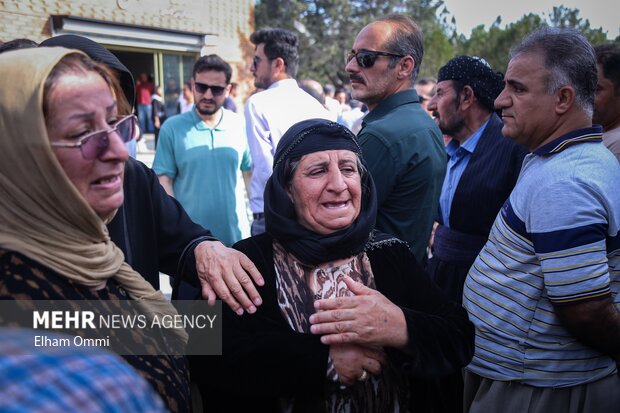 تشییع پیکر حمید مرادی در بهشت محمدی سنندج