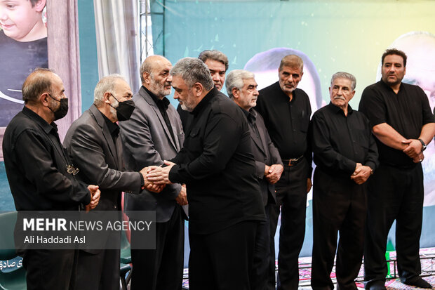 بزرگداشت چهلمین روز شهادت سردار سپهبد شهید حسین سلامی 6