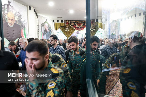 بزرگداشت چهلمین روز شهادت سردار سپهبد شهید حسین سلامی 26