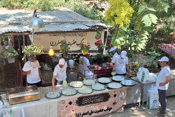 پذیرایی فدراسیون ورزش های همگانی از ورزشکاران در دل گرما + عکس