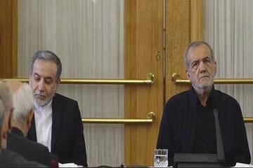 حضور رئیس جمهور در جمع معاونان و مدیران وزارت امورخارجه