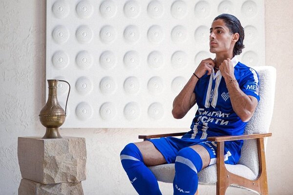 رونمایی از پیراهن های جدید دیناموماخاچ قلعه با حضور حسین نژاد + فیلم