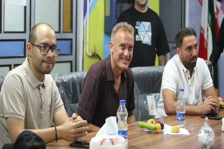 مربی اسپانیایی تیم ملی فوتسال: از دیدن فضای سالن شگفت زده شدم