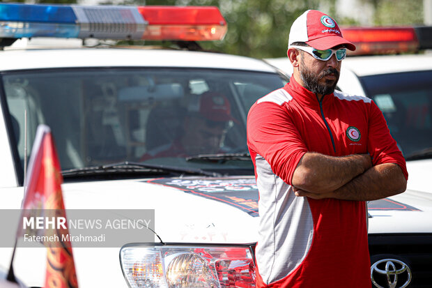 آیین بدرقه ناوگان امدادی و درمانی جمعیت هلالاحمر - اربعین ۱۴۰۴