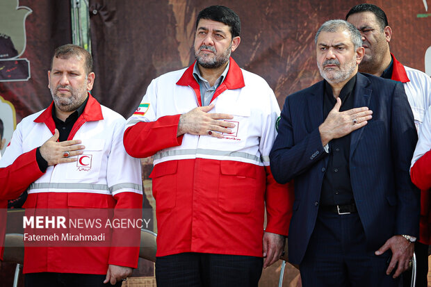 آیین بدرقه ناوگان امدادی و درمانی جمعیت هلالاحمر - اربعین ۱۴۰۴