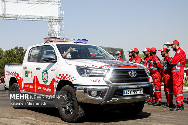 آیین بدرقه ناوگان امدادی و درمانی جمعیت هلالاحمر - اربعین ۱۴۰۴