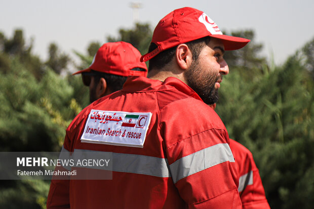 آیین بدرقه ناوگان امدادی و درمانی جمعیت هلالاحمر - اربعین ۱۴۰۴