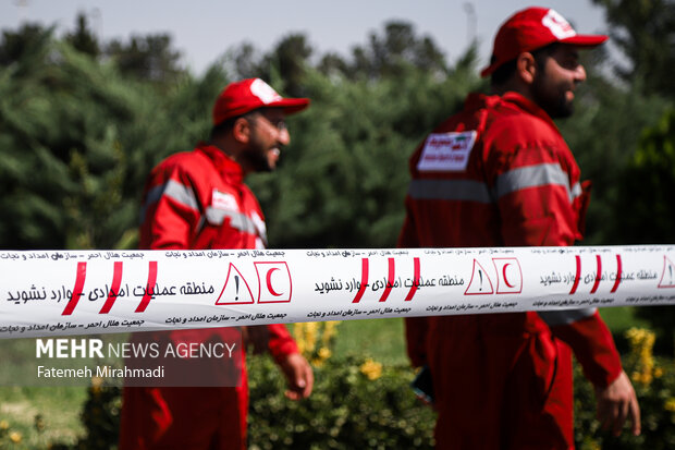 آیین بدرقه ناوگان امدادی و درمانی جمعیت هلالاحمر - اربعین ۱۴۰۴