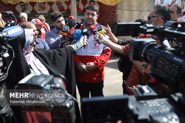 آیین بدرقه ناوگان امدادی و درمانی جمعیت هلالاحمر - اربعین ۱۴۰۴