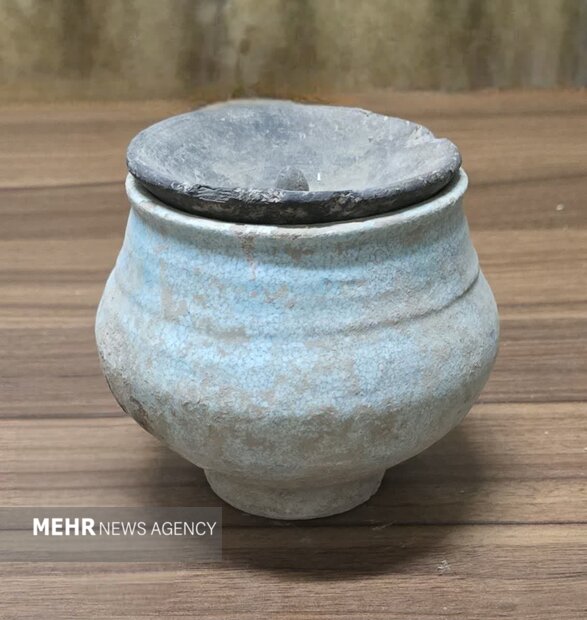 کشف و ضبط ۹ قلم شیء تاریخی پیش از اسلام در دماوند