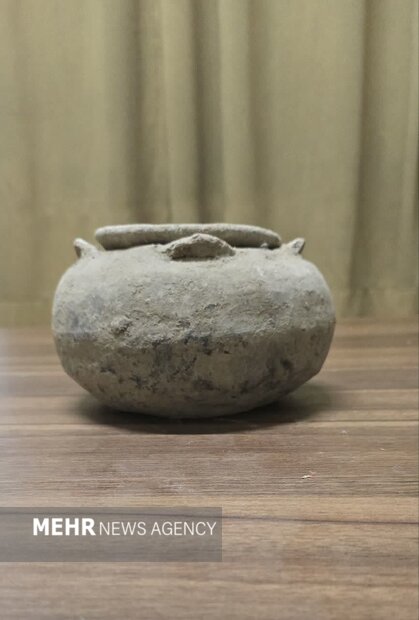کشف و ضبط ۹ قلم شیء تاریخی پیش از اسلام در دماوند