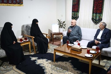 قالیباف با خانواده سرلشکر شهید محمد کاظمی دیدار و گفتگو کرد