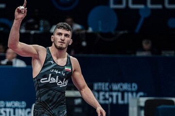 پیروزی محمد نخودی در مسابقات جهانی کشتی