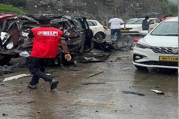 ۱۰ کشته در پی برخورد کامیون با چندین خودرو در غرب هند