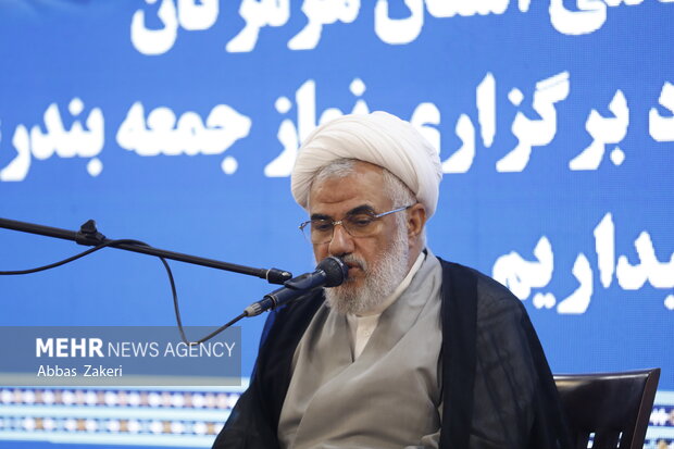 آیین گرامیداشت سالروز اقامه اولین نماز جمعه پس از پیروزی انقلاب اسلامی
