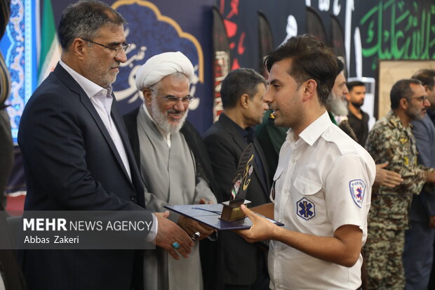 آیین گرامیداشت سالروز اقامه اولین نماز جمعه پس از پیروزی انقلاب اسلامی