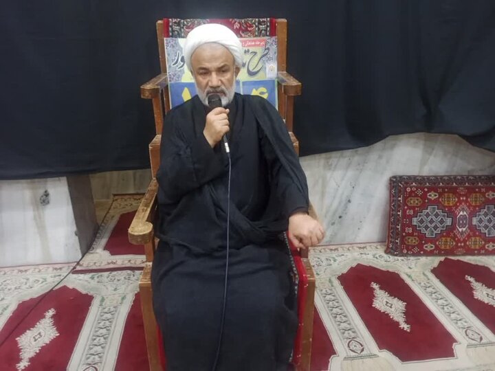 مساجد کانون فعالیتهای فرهنگی و تربیتی در محلهها باشند مساجد کانون فعالیتهای فرهنگی و تربیتی در محلهها باشند