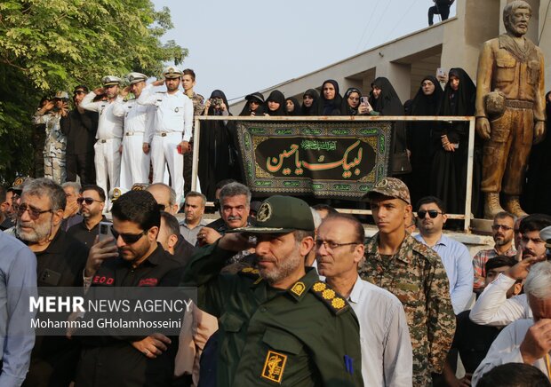 مراسم تشییع پیکر شهید ایمان قائدی شهید امنیت در بوشهر
