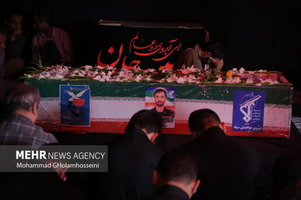 مراسم تشییع پیکر شهید ایمان قائدی شهید امنیت در بوشهر
