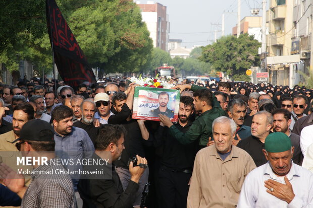 مراسم تشییع پیکر شهید ایمان قائدی شهید امنیت در بوشهر