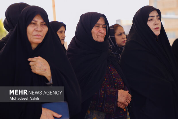 تشییع پیکر شهدای حادثه تروریستی زاهدان