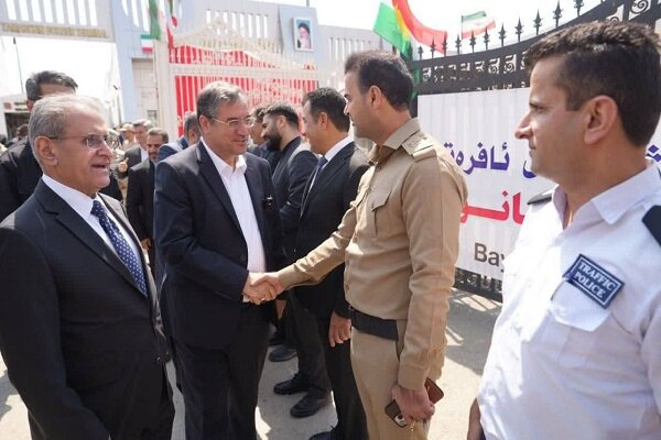 سفر استاندار آذربایجان غربی به عراق جهت رایزنی تسهیل ترددزائران اربعین