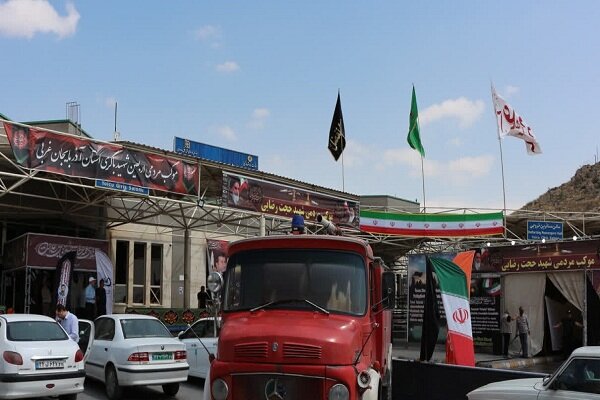 ورود زائران خارجی اربعین از مرز بازرگان؛ استقرار ۴ موکب و ۸ گیت در مرز