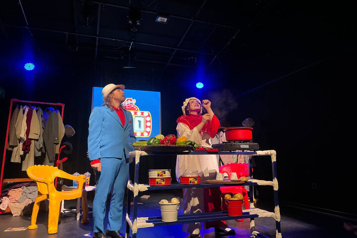 تئاتر در مرز باریک بهشت و جهنم؛ وقتی فرشته تبدیل به یک «شومن» میشود!