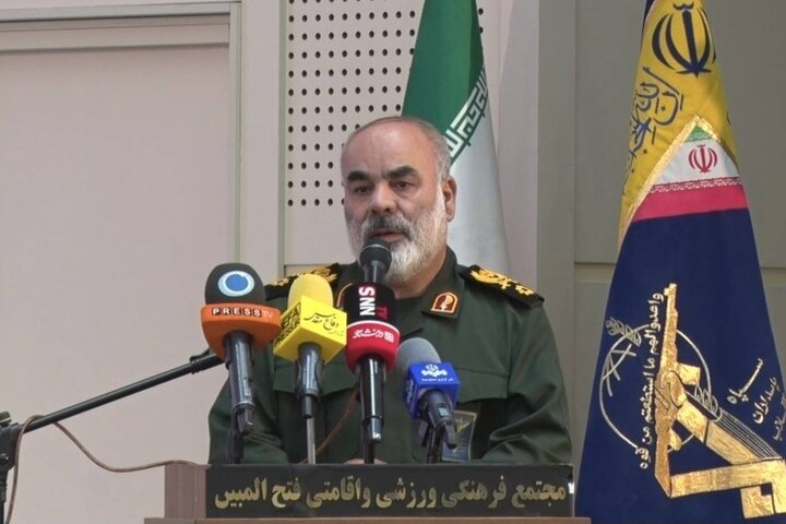 سردار کرمی: ایستادگی شهدا موجب شکست دشمن شد