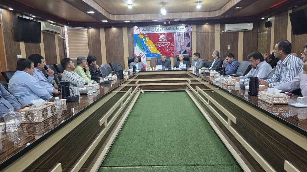 فرماندار گناوه: دهیاران نقش سازنده در روستاها دارند فرماندار گناوه: دهیاران نقش سازنده در روستاها دارند