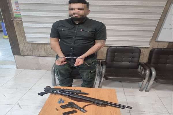 دستگیری شرور مسلح پیش از وقوع تیراندازی و تعرض در کرمان دستگیری شرور مسلح پیش از وقوع تیراندازی و تعرض در کرمان