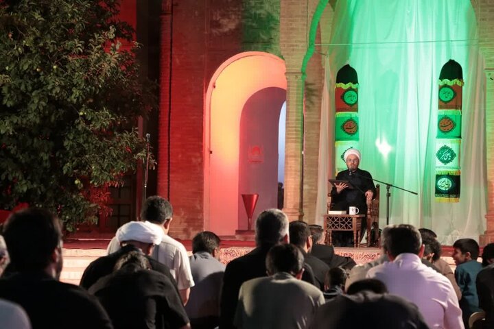 برپایی خیمه هنر در موزه هنرهای معاصر صنعتی کرمان