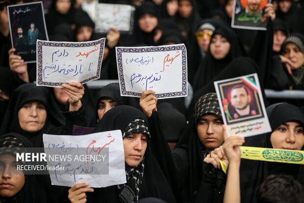 مراسم بزرگداشت شهدای جنگ تحمیلی ۱۲ روزه