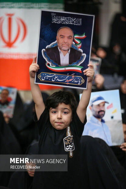 مراسم بزرگداشت شهدای جنگ تحمیلی ۱۲ روزه