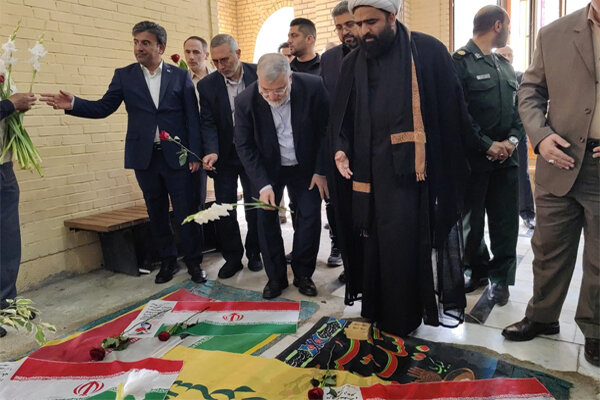 ادای احترام استاندار تهران به مقام شامخ شهدای شهرقدس