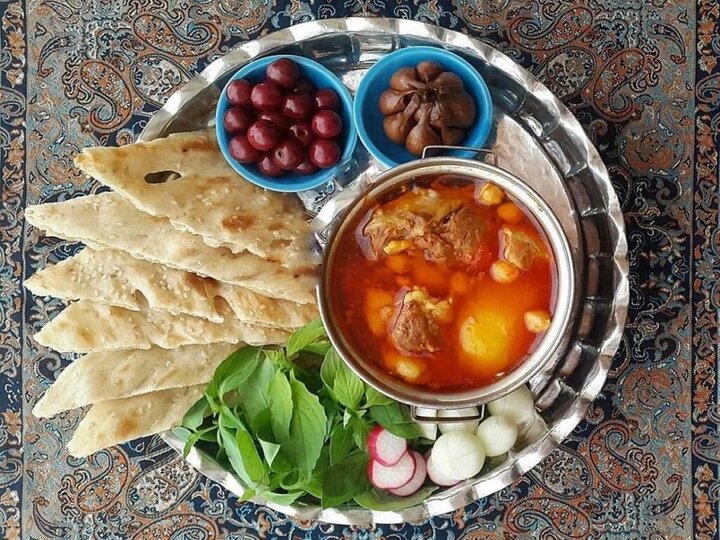آئین سنتی نذر آبگوشت خوانسار ثبت ملی شد