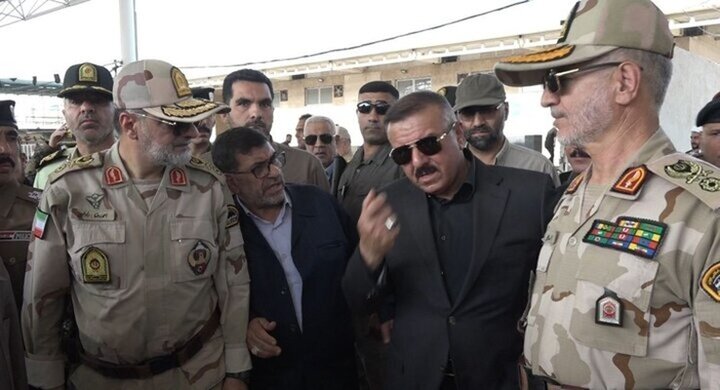 العميد رادان يلتقي مع وزير الداخلية العراقي على حدود مهران